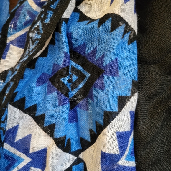 Fire and Ice Scarf Bundle (Set of 5) - Picture 4 of 8